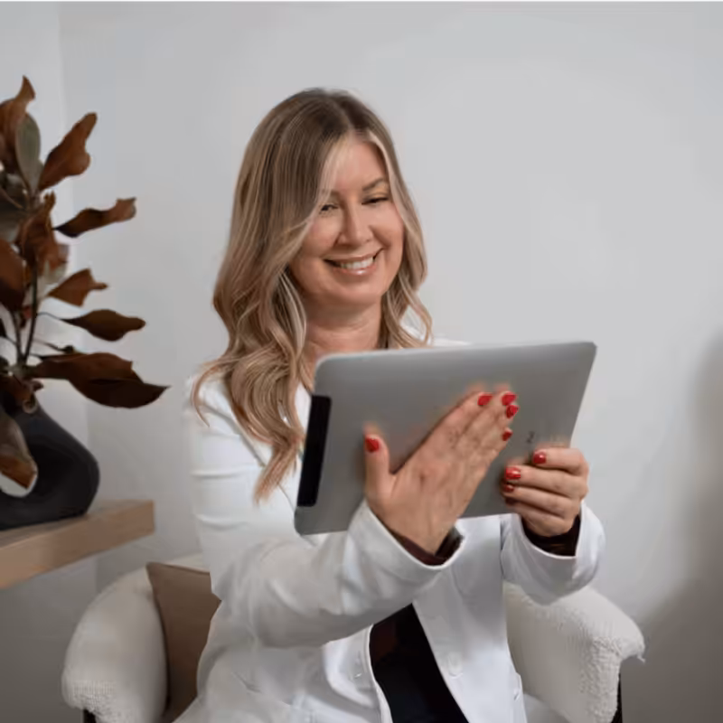 Practitioner performing a virtual gfe exam for a patient